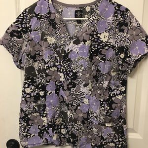 Med couture Scrub top